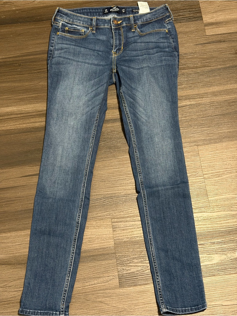 Hollister Women's Medium Blue Skinny Jeans - Faded Stretch Denim